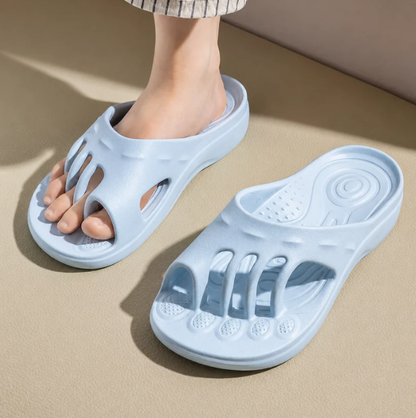 THE LUNAVIA™ TOEROOM